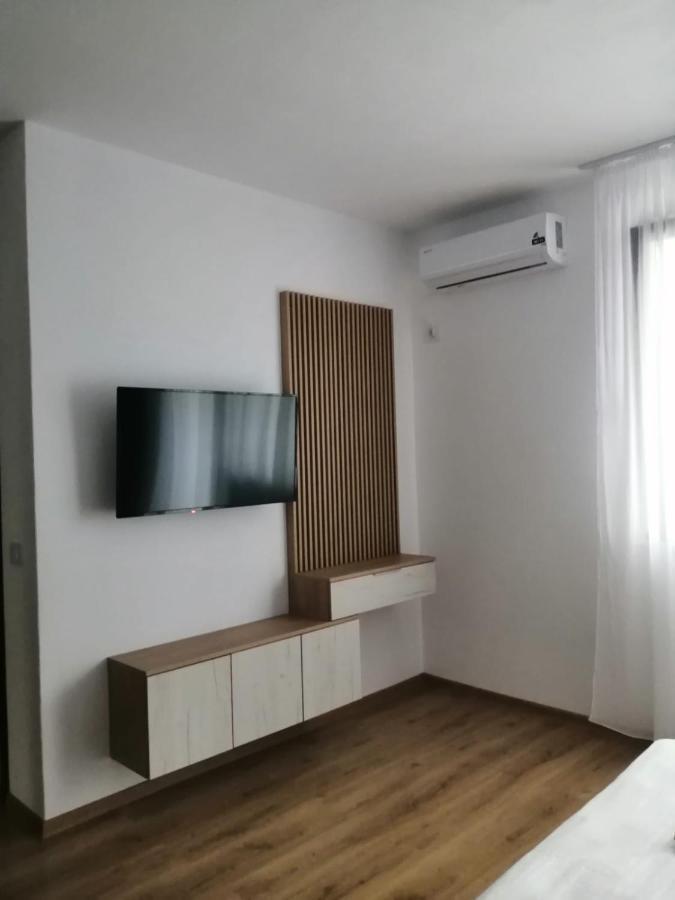La Roby Si Niko Hotel ดูโบวา ภายนอก รูปภาพ