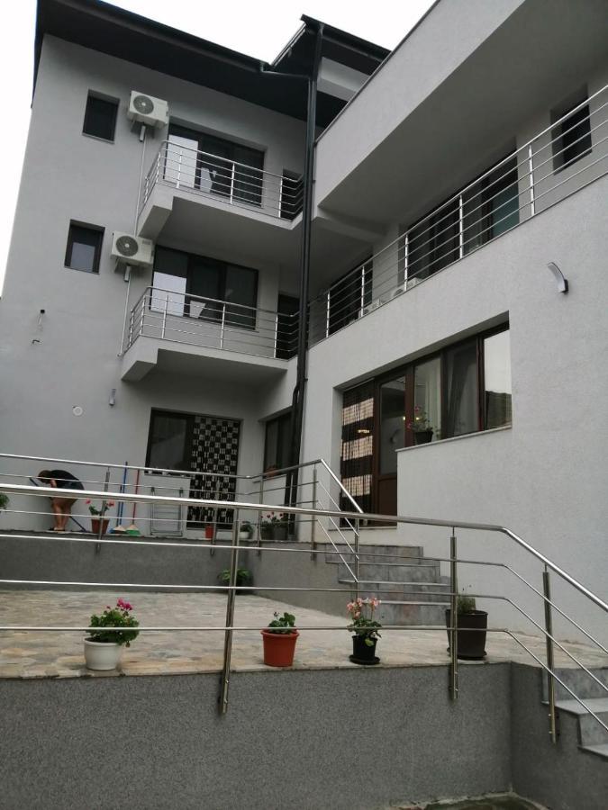 La Roby Si Niko Hotel ดูโบวา ภายนอก รูปภาพ